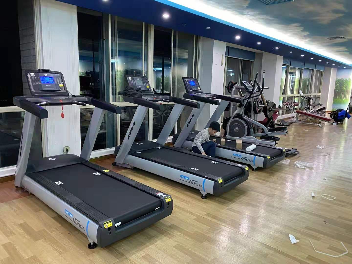 國產(chǎn)跑步機(jī)